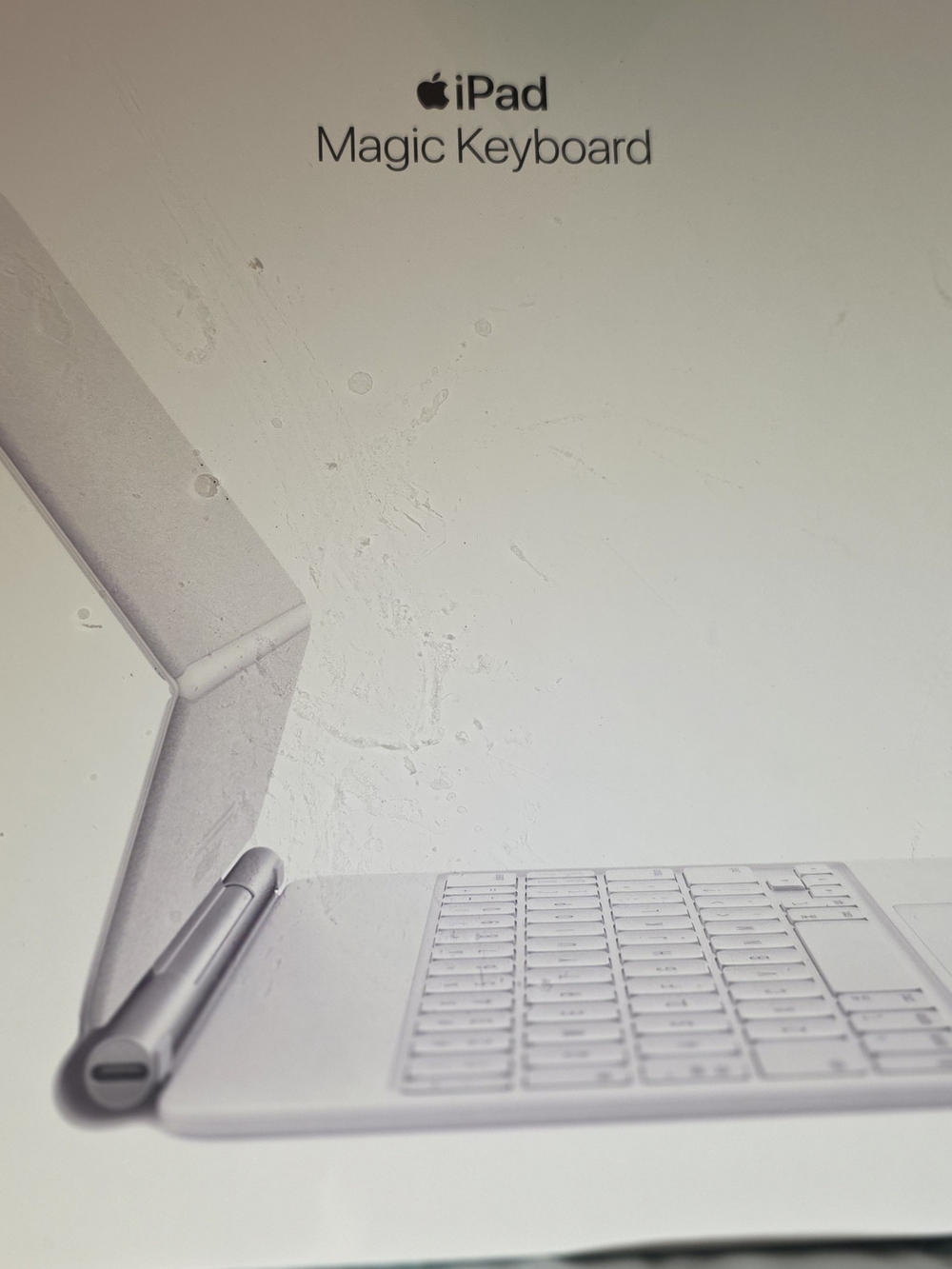 Apple iPad Pro 11-inch Accessory Packaging - White